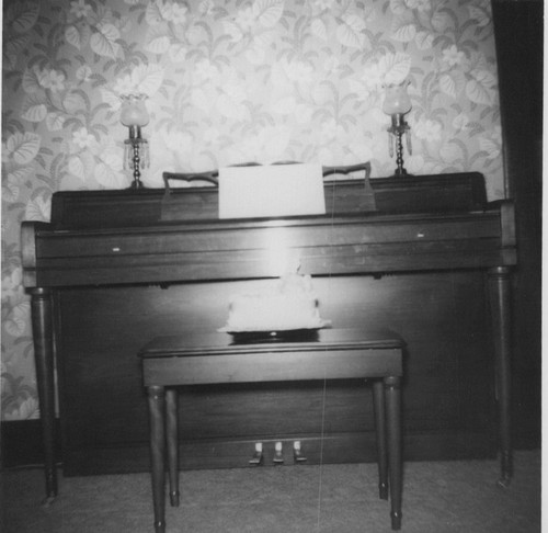 Panca pianoforte verticale