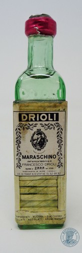 Miniature mignon maraschino - /,