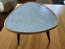 Porte-plantes petite table