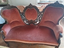 Divano Stile Vittoriano 