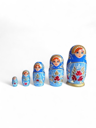 Bambole nidificanti russe