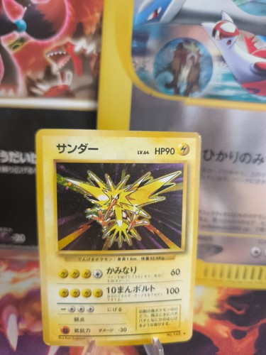 Carta pokemon card zapdos - pokemon,