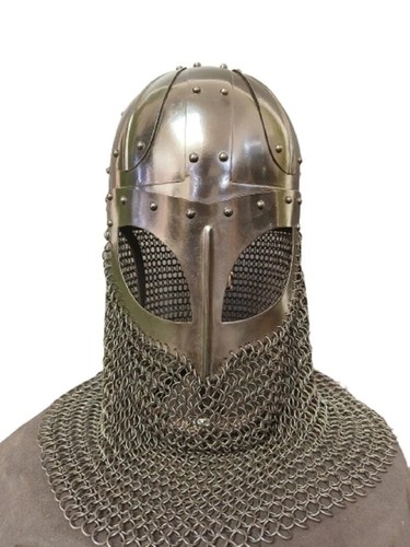 Elmetto vichingo medievale