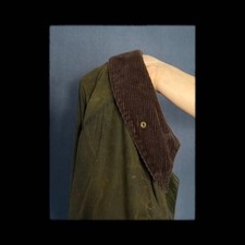 C38 BARBOUR BEDALE Oliva Y2K