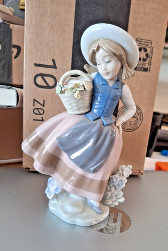 Lladro sweet scent - lladro, #5221
