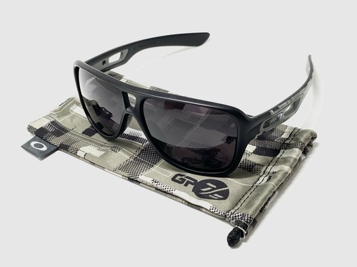 Occhiali oakley dispatch - oakley, ii