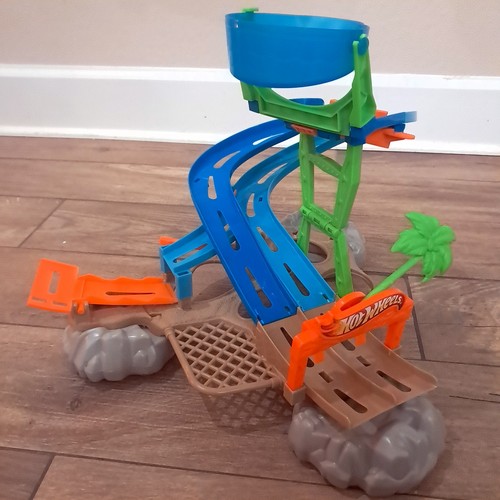 Hot wheels race rally - wheels, parco