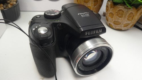 Fujifilm finepix s5700 - fujifilm,