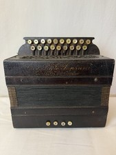 Antica fisarmonica italiana