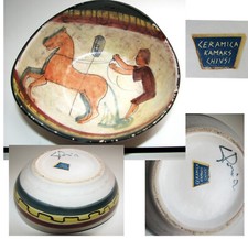 Ceramica  Kamars Chiusi ITALIA Contenitore Portagioie Greco su biga Cavallo 68s