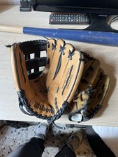 Guantoni Da Baseball Wilson