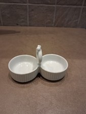 saliera e pepiera in PB porcellana bianca oggetto vintage anni 80'