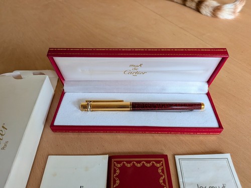 Penna sfera must de - penna,
