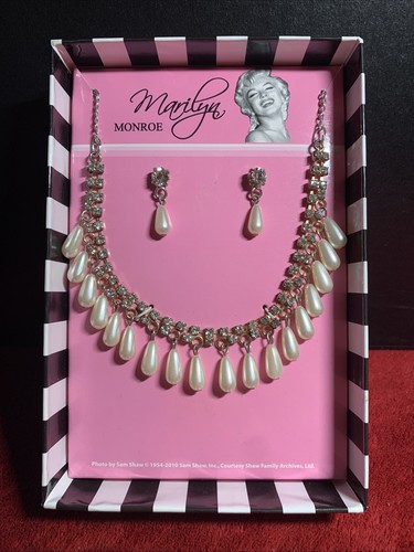 Marilyn monroe necklace - marilyn, &