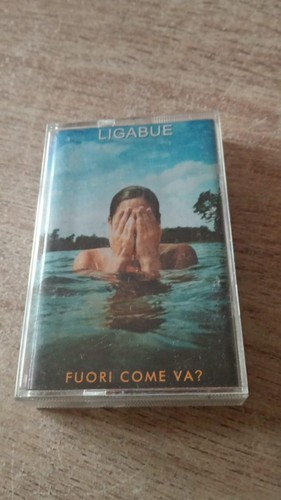 Musicassetta ligabue fuori - ligabue,