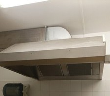 CAPPA  120 X 17 H 40  E PIANO COTTURA  CON 4 PIASTRE E FORNO 90 X 90 H 90 