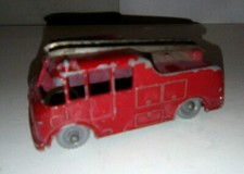 MACCHININA VINTAGE -  LESNEY - FIRE ENGINE MERRY WEATHER MARQUIS SERIES III