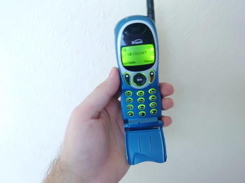 Telefono cellulare mitsubishi - telefono,