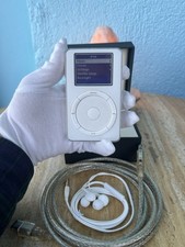 Vintage Apple iPod Classic 2nd