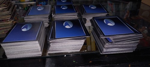 Lot 685 star trek - trek, tcg