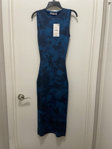Abito midi bodycon smanicato