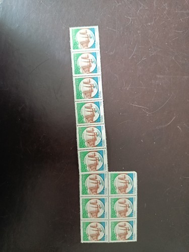 Francobolli italiani serie - 12,