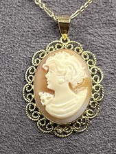 Ciondolo In Filigrana D’Oro