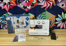 Macchina da cucire Bernette 33