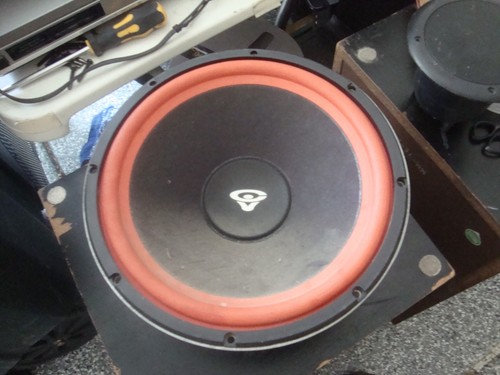 Cerwin vega speakers - 2,