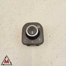 Mirror adjustment switch