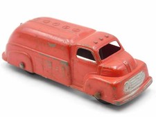 Tootsietoy Ford F6 oil tanker truck 10,8cm camion cisterna Tootsie 40s die cast 