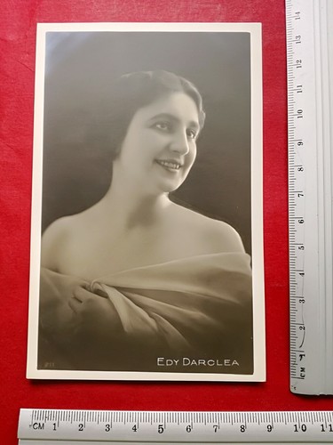 Cartolina foto edy darclea - cartolina,