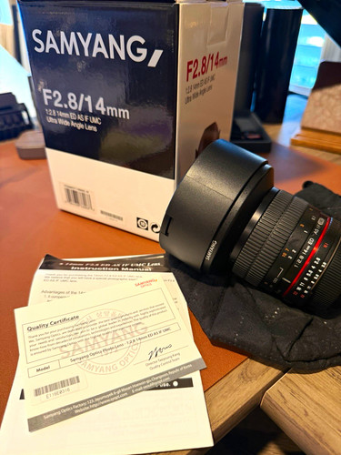 Samyang 14mm umc ed - 14mm,
