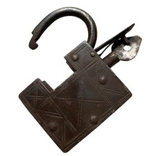 Lucchetto o serratura in ferro