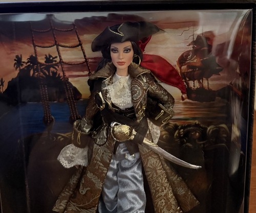 Pirata barbie gold label - gold,