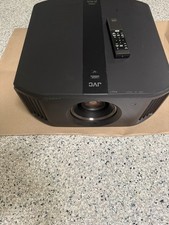 JVC DLA-NX5 (DLA-RS1000)