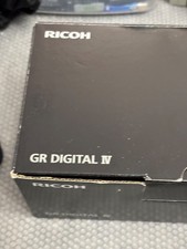 Fotocamera compatta Ricoh GR