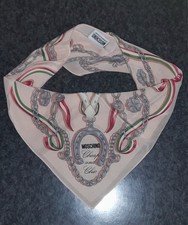 Foulard Moschino Cheap And