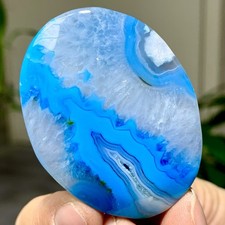 Pezzi di cristallo agata blu