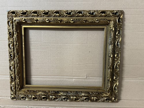 Antica cornice dorata - , e