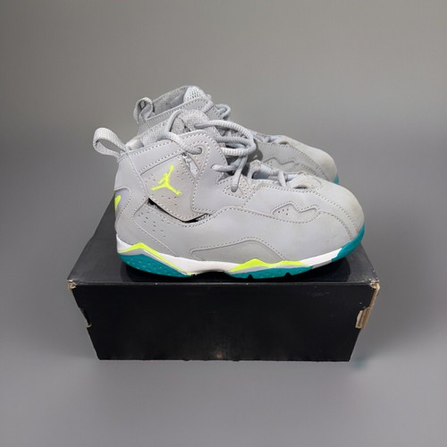 Nike air jordan true flight - nike,