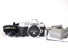 Olympus OM-D E-M10 III