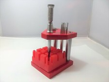 punzoniera sperna cinturini