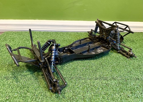 Lrp s10 twister - twister, monster