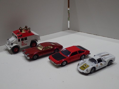 Corgi toys mebetoys politoys - corgi,