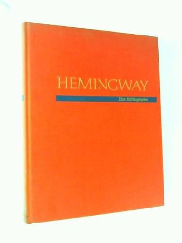 Hemingway eine - :,