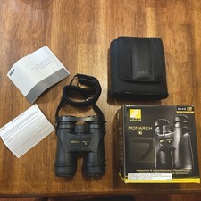 Nikon Monarch 7 8x42 binocolo