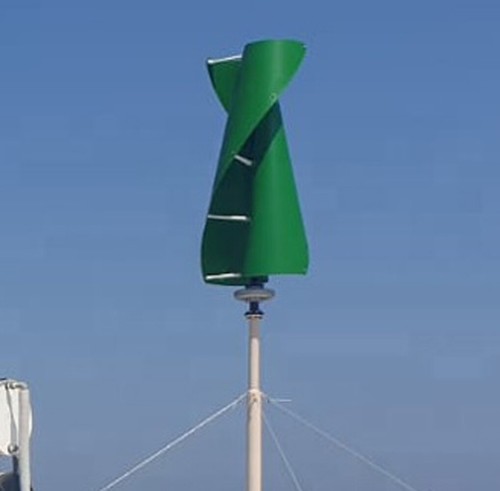 Generatore eolico verticale