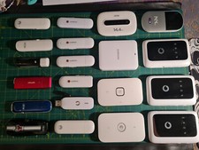 Lotto Stock di 12 chiavette internet e 8 Mobile WIFI Vodafone Samsung Onda