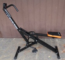 Panca multi funzione per addominali pettorali glutei gambe e braccia. Regolabile